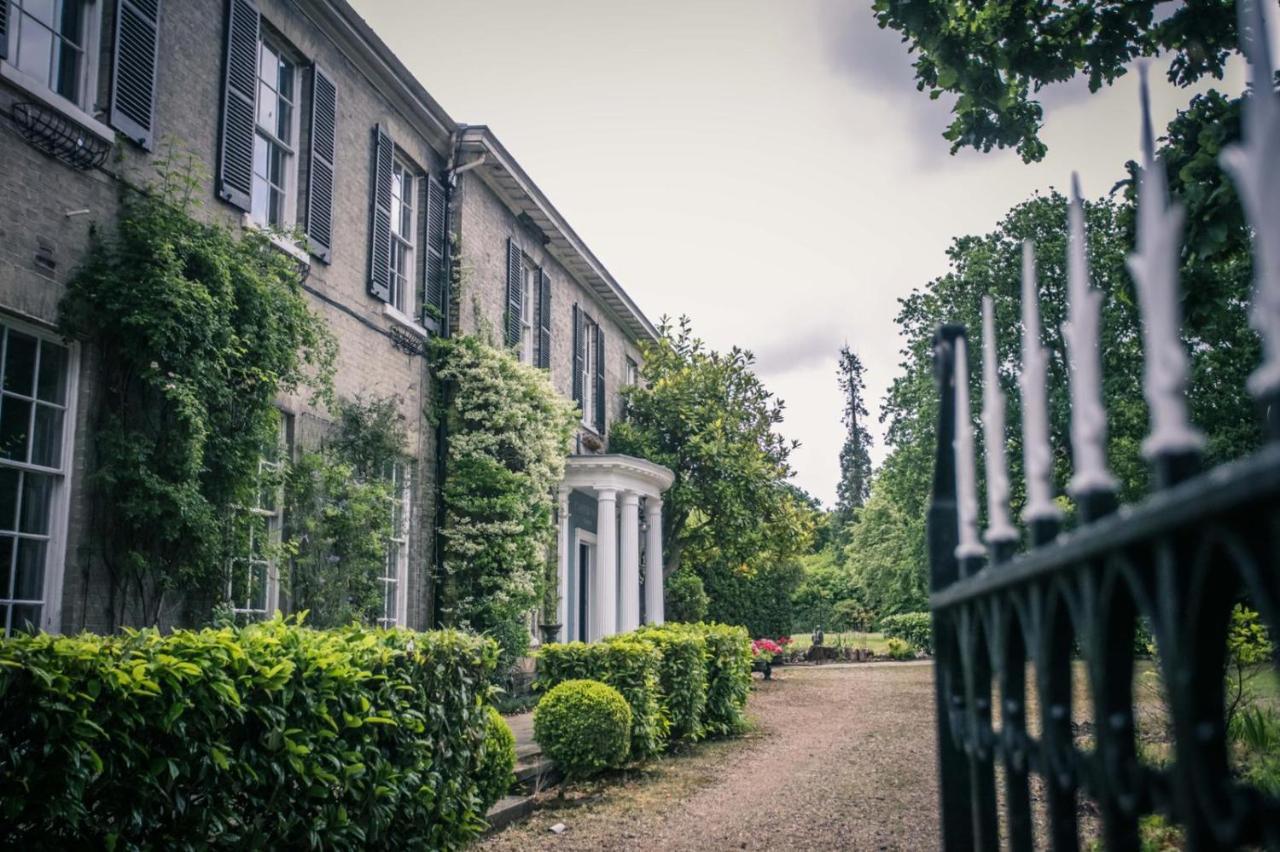 Caistor Hall Arminghall Bagian luar foto
